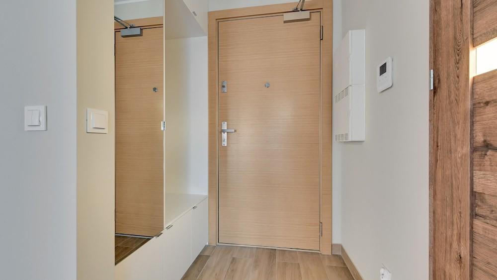 Dom & House - Apartments Waterlane Island กดัญสก์ ภายนอก รูปภาพ