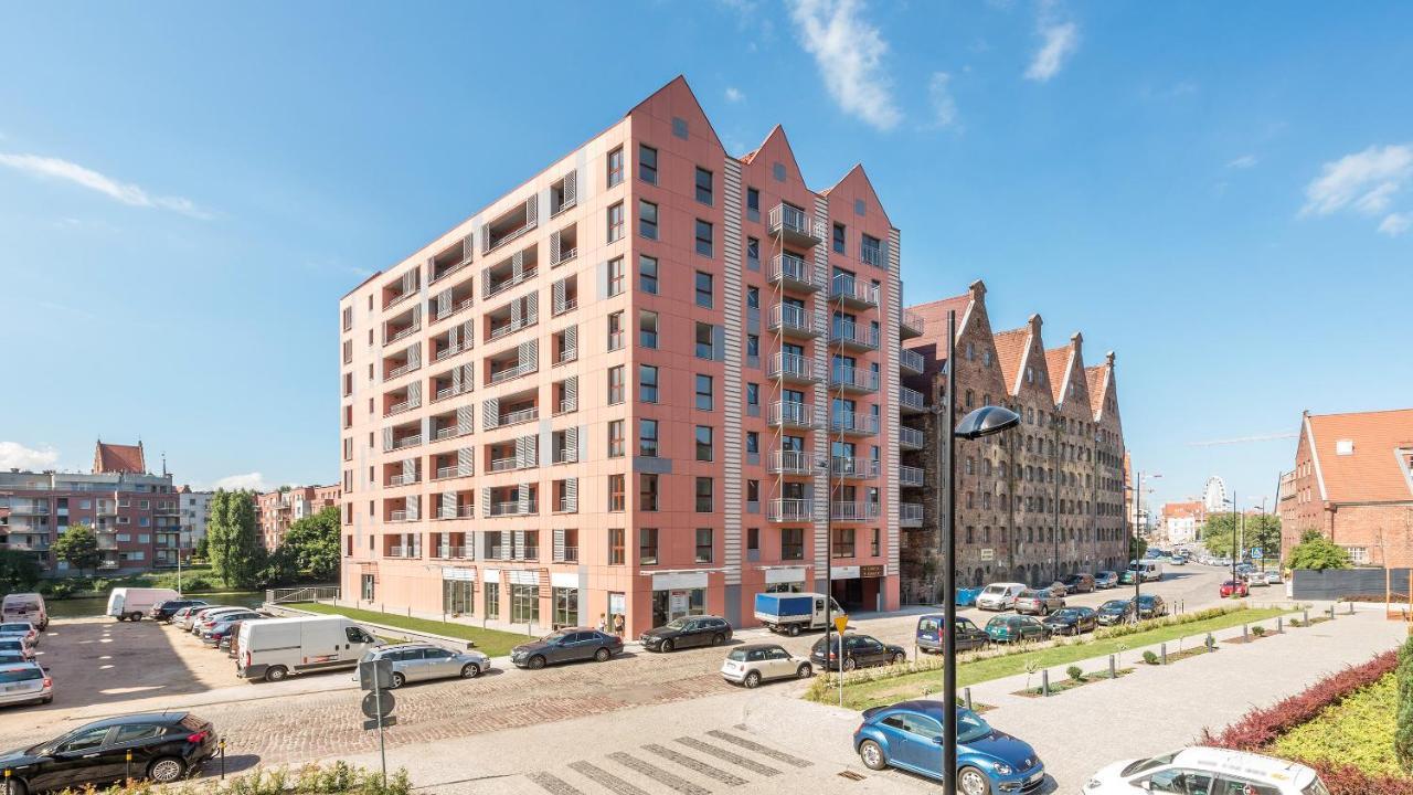 Dom & House - Apartments Waterlane Island กดัญสก์ ภายนอก รูปภาพ